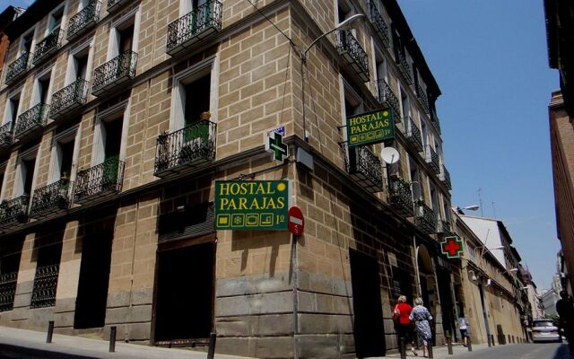 Hostal Parajas