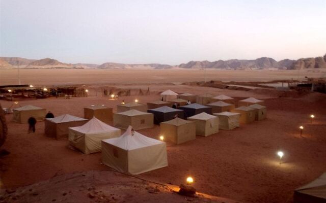 Wadi rum sunset camp