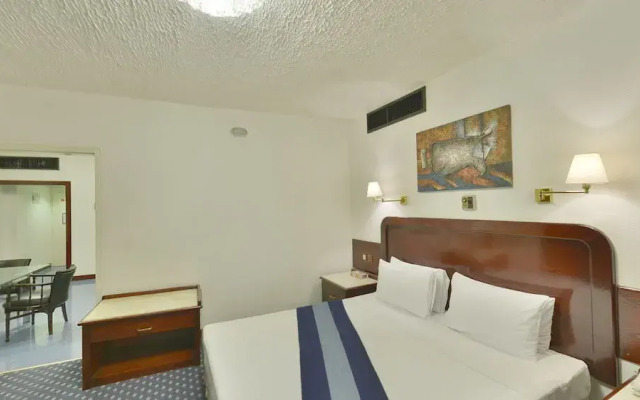 Grand Astoria Hotel