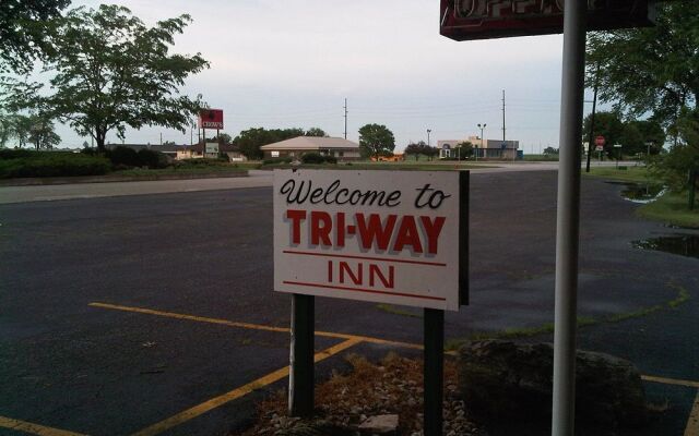 Triway Inn Motel