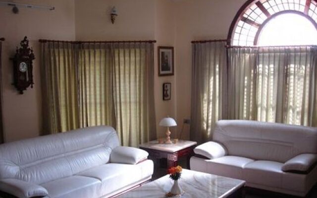 Nimisha Home Stay Renaissance Sugama