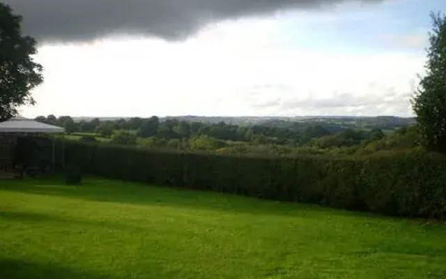 Leigh House