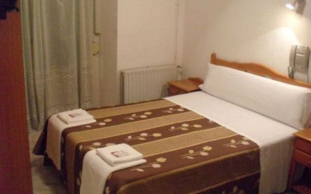 Hostal Fuencarral Kryse