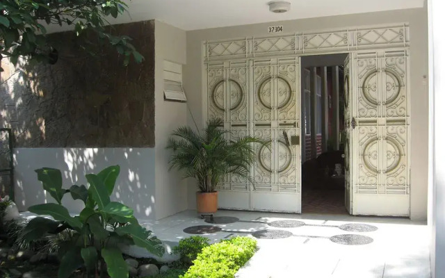 La Colina Hostal