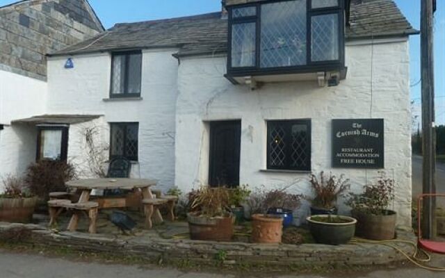 Cornish Arms Inn Port Isaac 2 miles