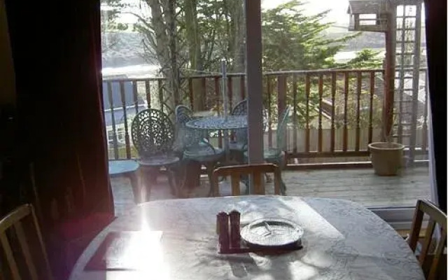 Woodgrove Lodge