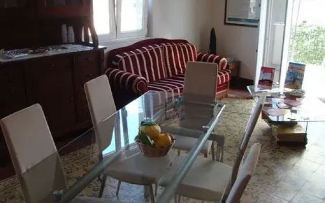 Soprano Home