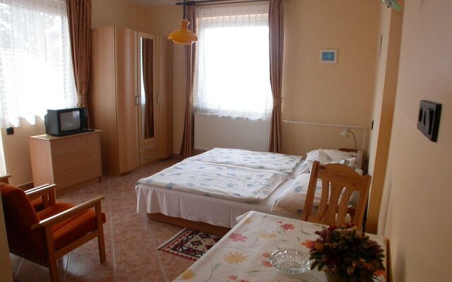 Heviz Therme Apartmenthaus