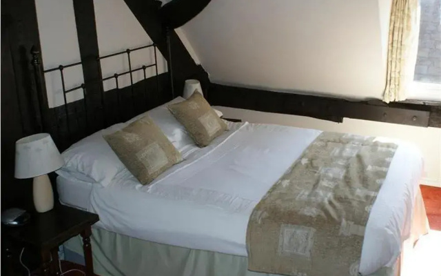 Tudor House Hotel