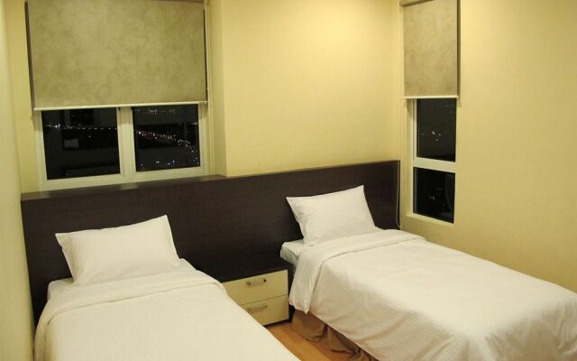 Borneo Holiday Homes Serviced Apartments @ 1Borneo Tower B