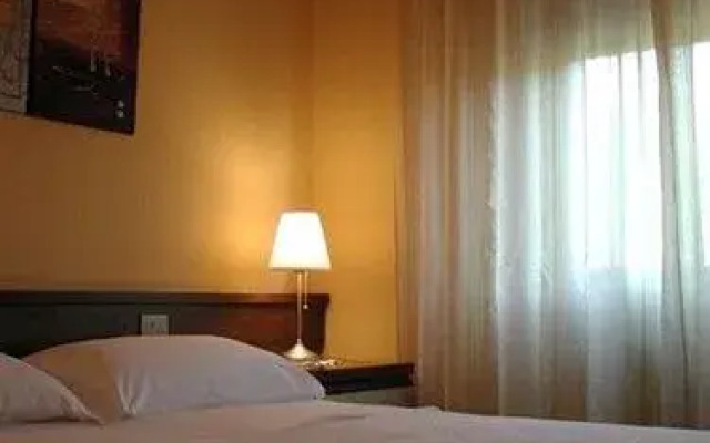 Hotel Capitol