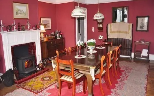 Troutsdale Lodge
