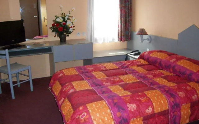 Nb Hotel