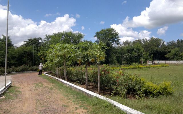 Shri Krishna Jungle Resort