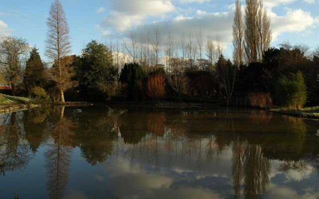 Hodsock Priory