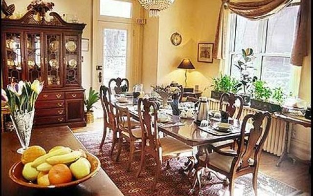 Banting House Bed and Breakfast