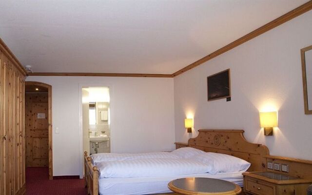 Basic Hotel Arosa