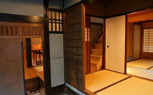 Nishiosikouji-cho Machiya