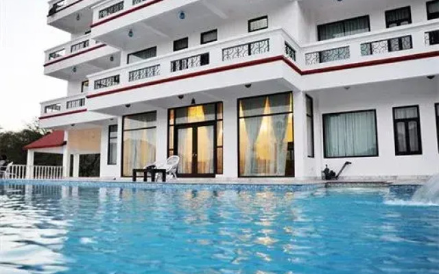 Barmer House