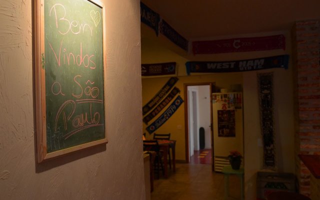 Escambo Hostel