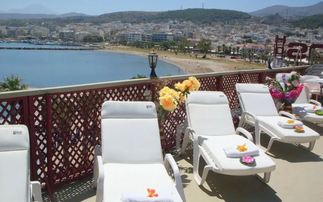 Faros Beach Mini-Hotel