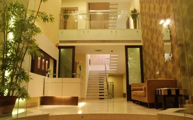 The Avenue by Seasons Hotels