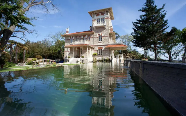 La Tosca Villa