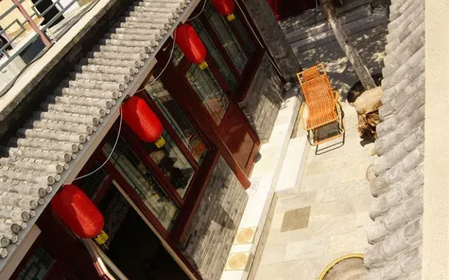 Dragon'S Courtyard