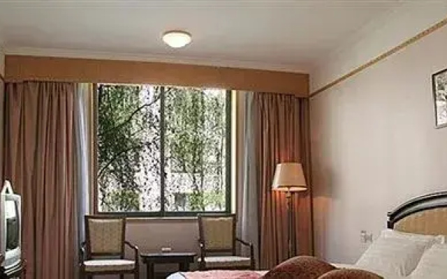 Jiuzhaigou Qianhe International Hotel