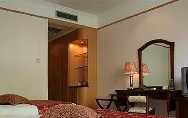 Jiuzhaigou Qianhe International Hotel