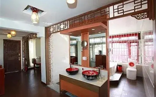 Lion Rock Baboo Park Hotel - Lijiang
