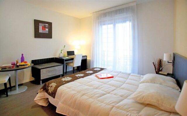 Park & Suites Confort Toulouse LHers