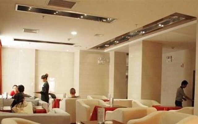 Yinchuan Lang Yue Hotel