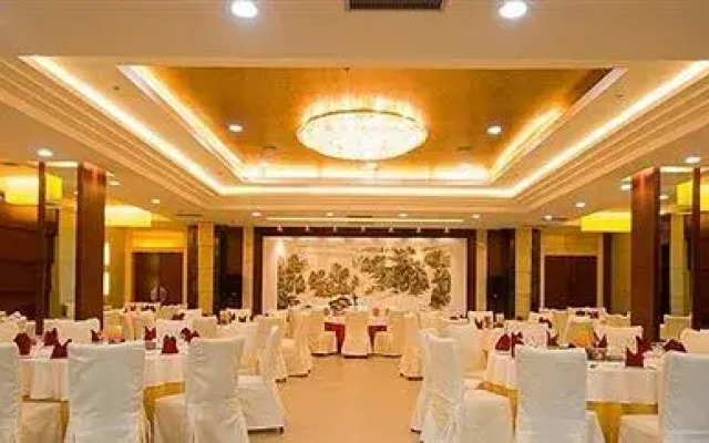 Qingyang Xifeng Hotel