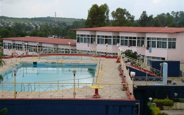 Shahee Resort