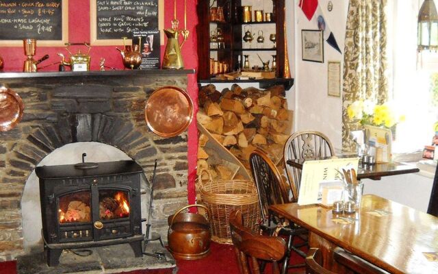 The Halfway House Inn