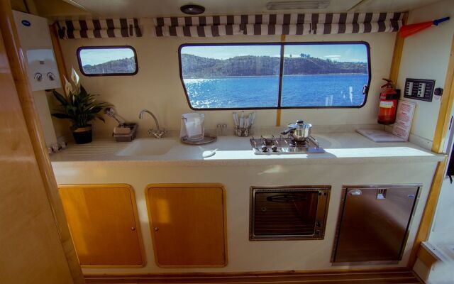 Knysna Houseboats