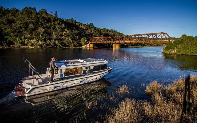 Knysna Houseboats