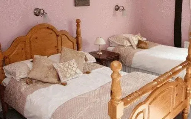 Red Lion Hotel