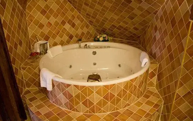 Chateau Zbiroh Hotel