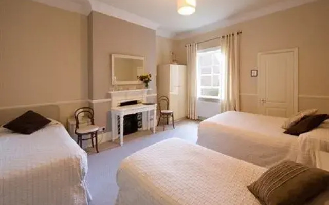 Oaklodge Bed and Breakfast