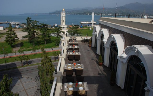 Batumi World Palace Hotel