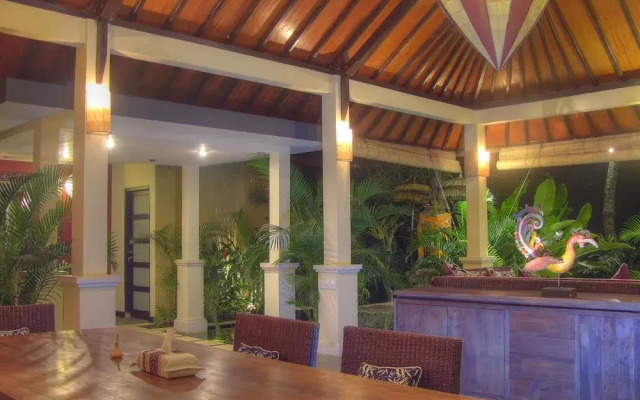Villa Sabandari Hotel