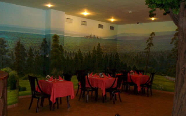 Yahont Hotel