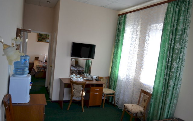 Yahont Hotel