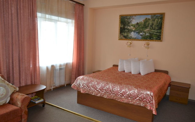 Yahont Hotel