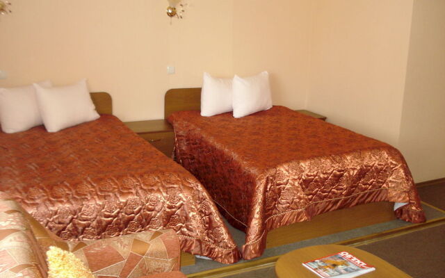 Yahont Hotel