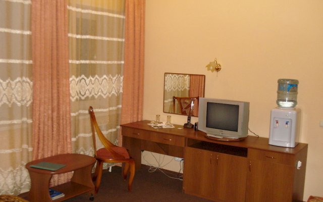 Yahont Hotel