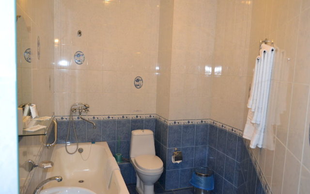 Yahont Hotel