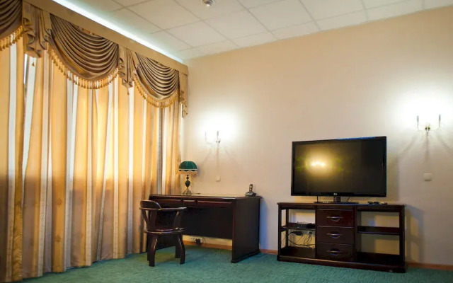 Yahont Hotel